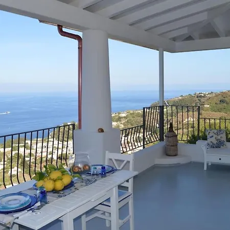 Serena Lipari Vila Marina (Lipari)