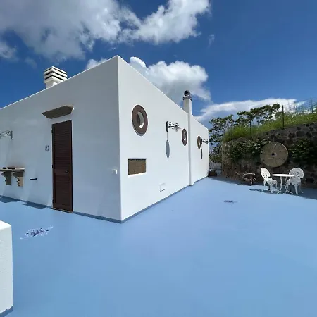 Serena Lipari Vila Marina (Lipari)
